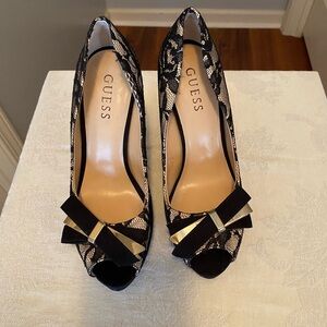 GUESS Black and Cream Lace peep-toe platform heels